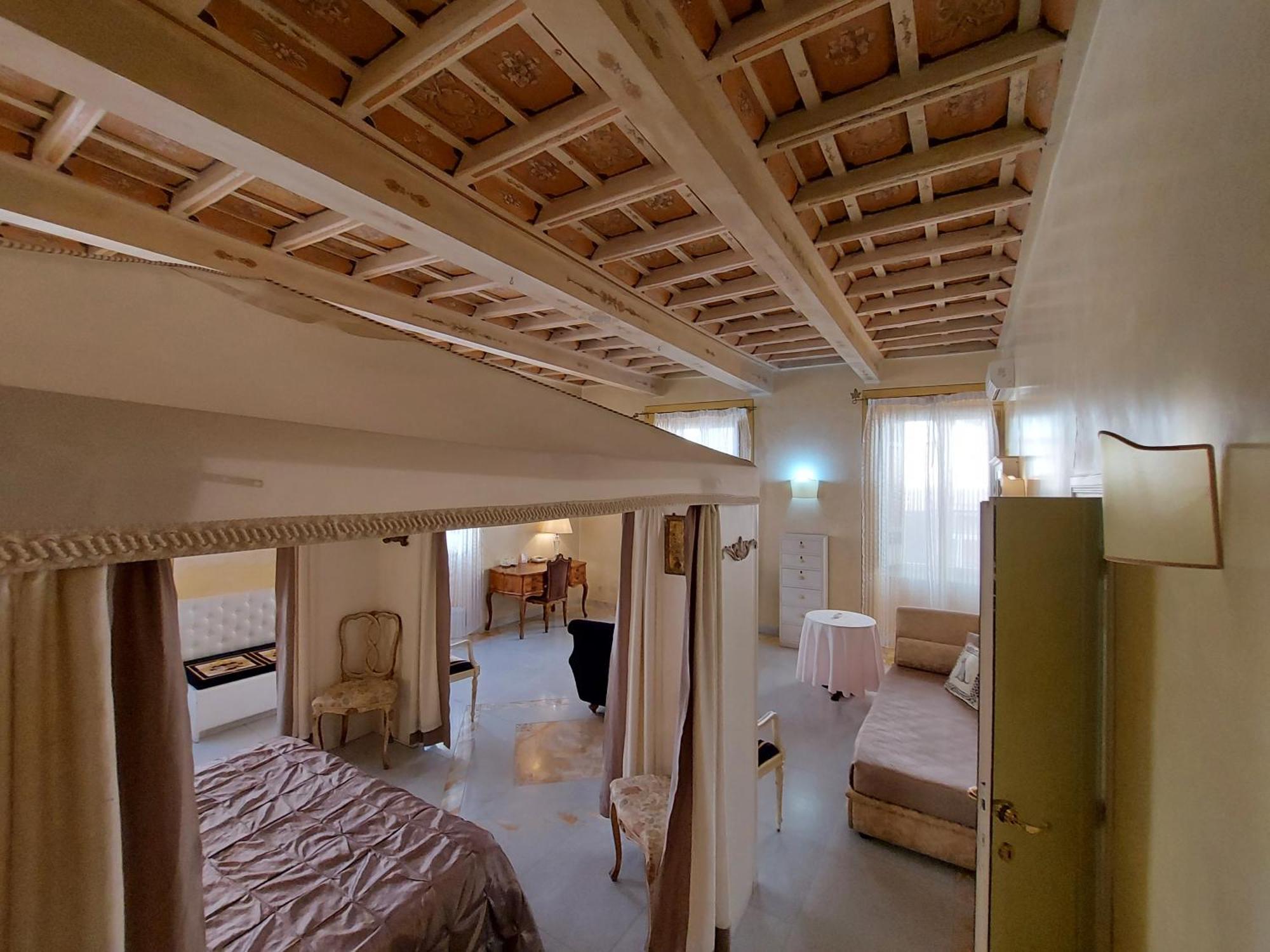 Residenza Al Corso Suites โรม ภายนอก รูปภาพ