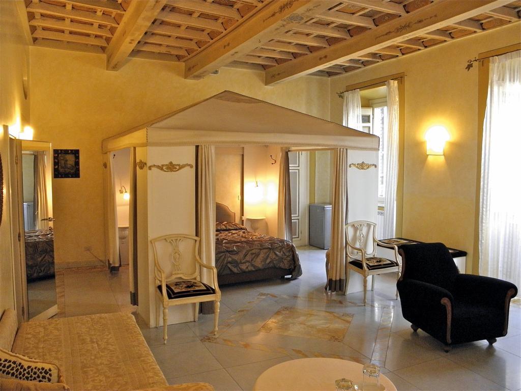 Residenza Al Corso Suites โรม ห้อง รูปภาพ